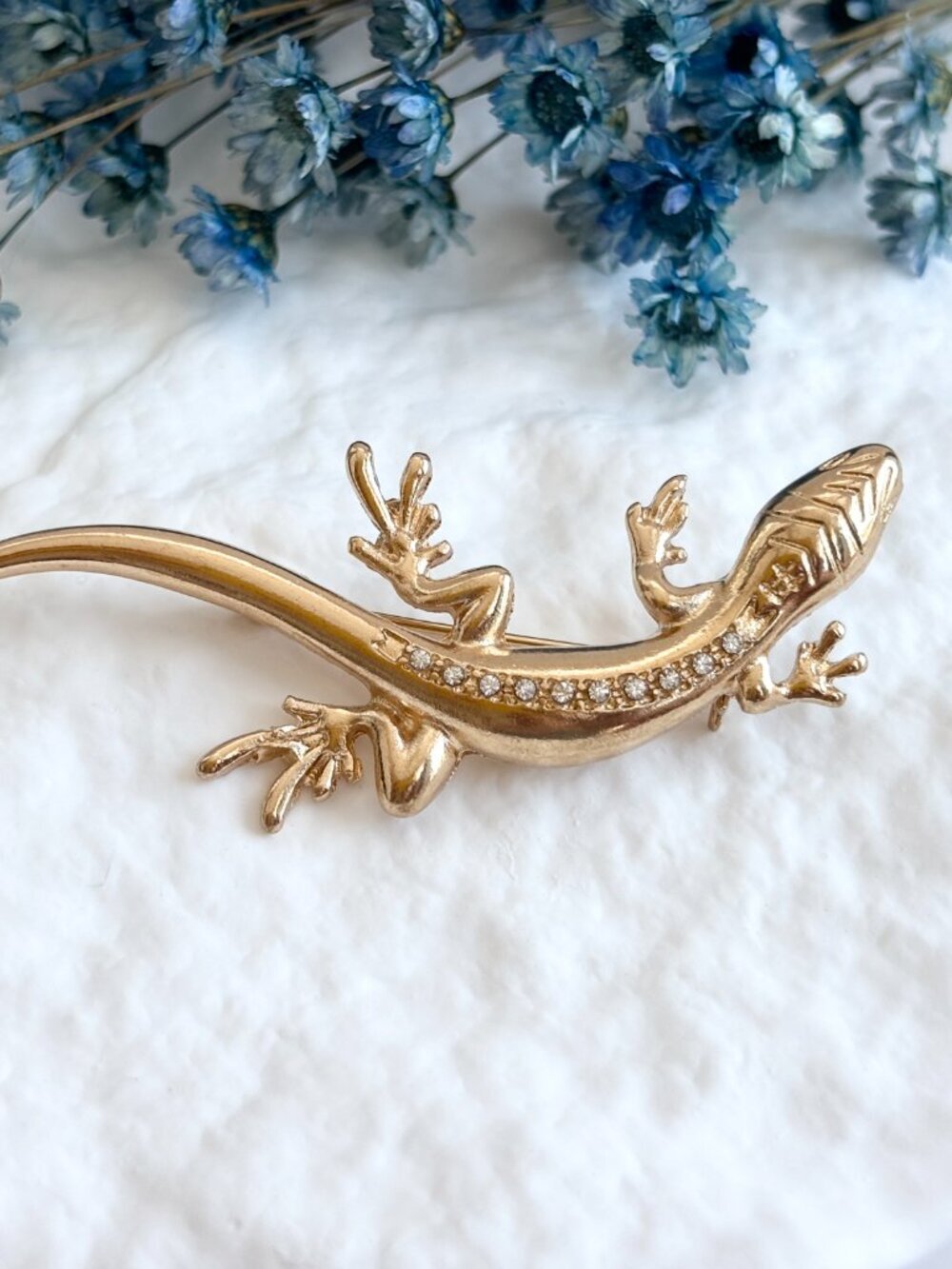 Minimalist Lizard Figural Gold Toned Rhinestone Accented Serpent Brooch Pin